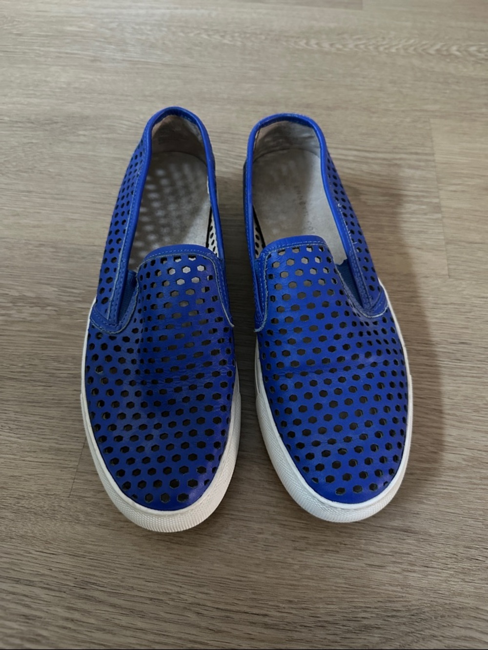 Kenneth Cole Perforated Slip-On Sneakers in Blue and White